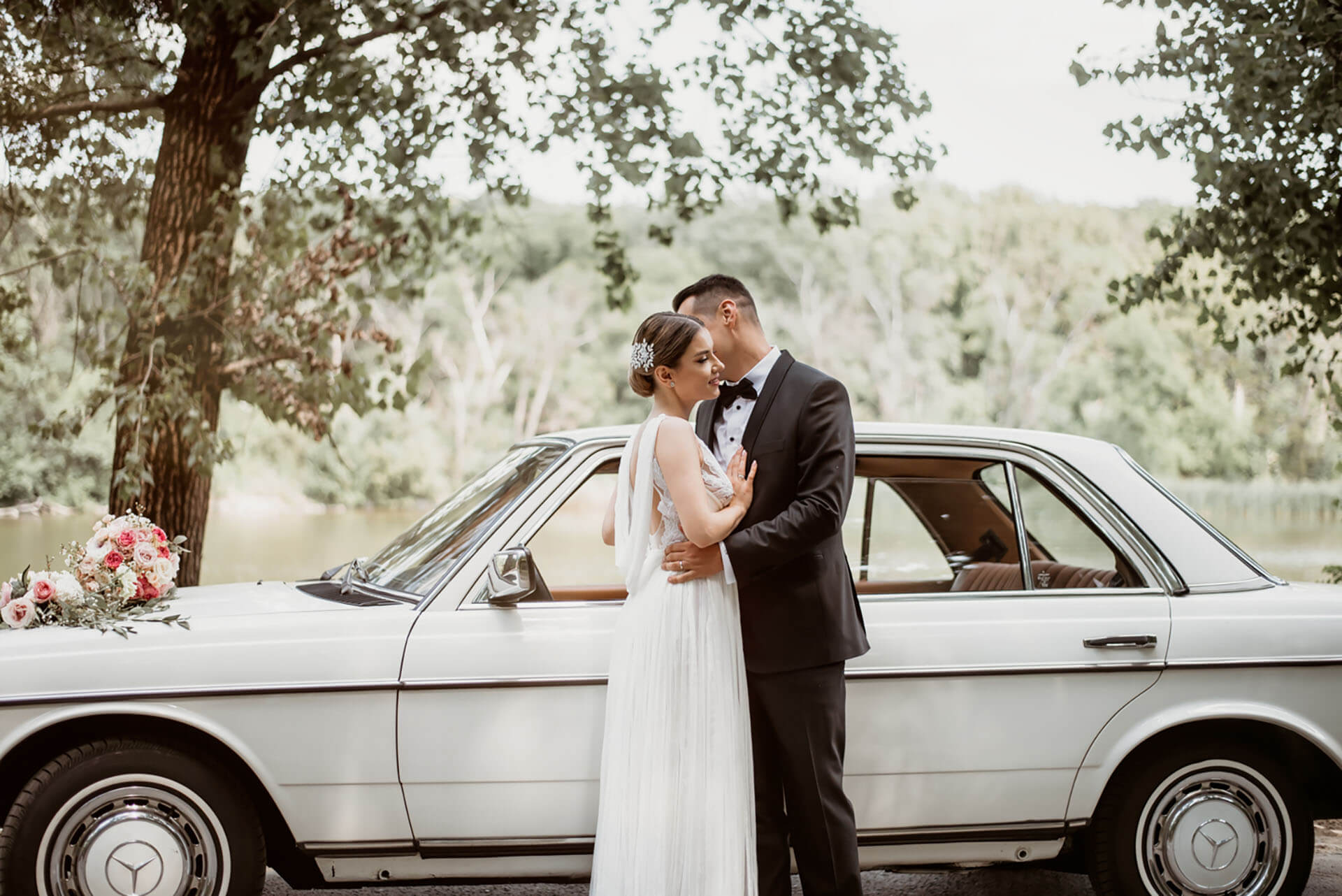 Slider-Eliza-Esanu (1)