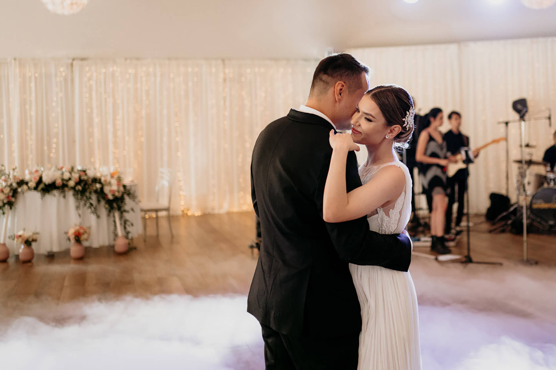 Slider-Eliza-Esanu (2)